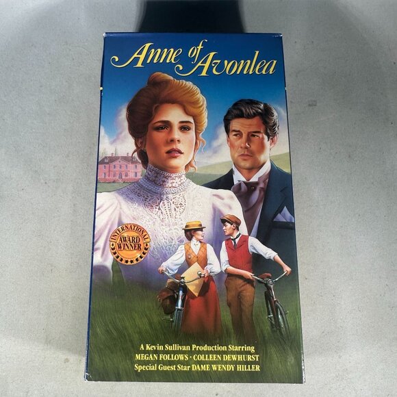 Anne Of Avonlea VHS 1987 Kevin Sullivan Walt Disney 2 Tape Set Megan Follows - Picture 1 of 4
